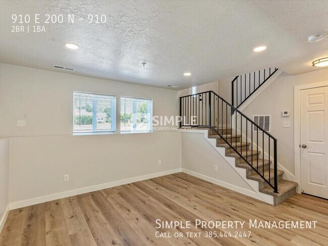 Building Photo - 910 E 200 N