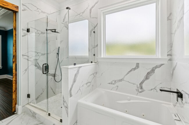 Building Photo - 90 E Claiborne Square