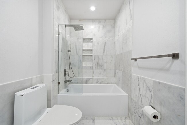 Building Photo - 3333 Allen Pkwy