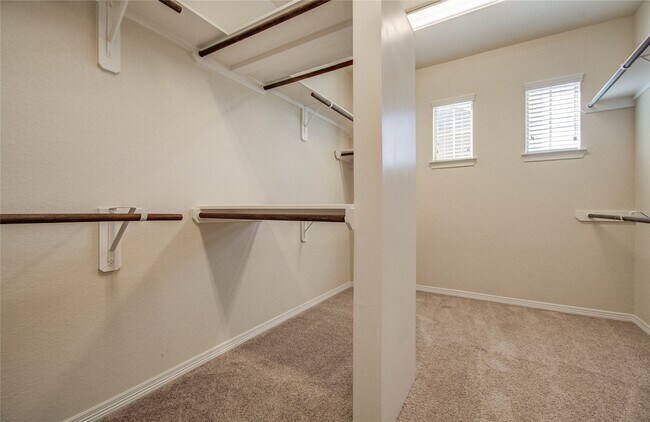 Building Photo - 10804 Brittmoore Oaks Pl