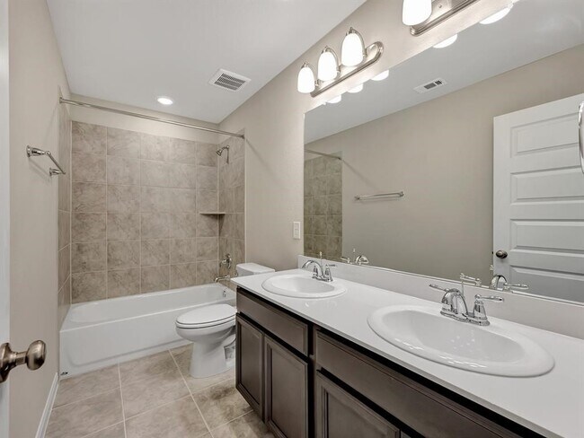 Building Photo - 13119 Everpine Trl