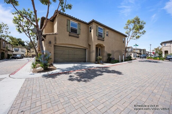 Building Photo - 3502 Fuentes Ct
