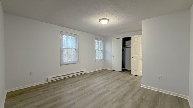 Building Photo - 1680 Center Groton Rd