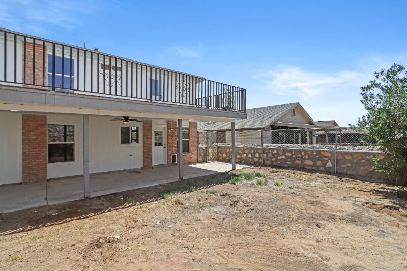 Building Photo - 12145 St Francis Ct