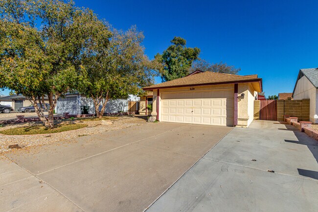 Building Photo - 21057 N 34th Dr