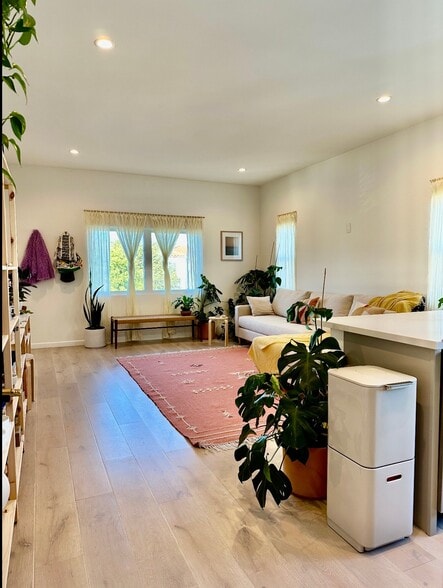 Building Photo - 5234 20th St