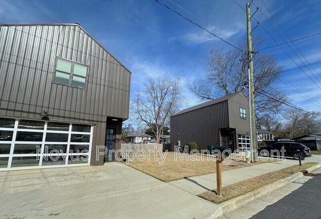 Building Photo - 153 Minden Ave