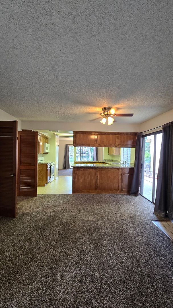 Building Photo - 4147 Pinewood Lake Dr