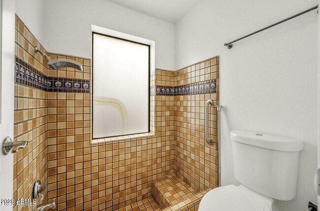 Building Photo - 2848 E Brown Rd