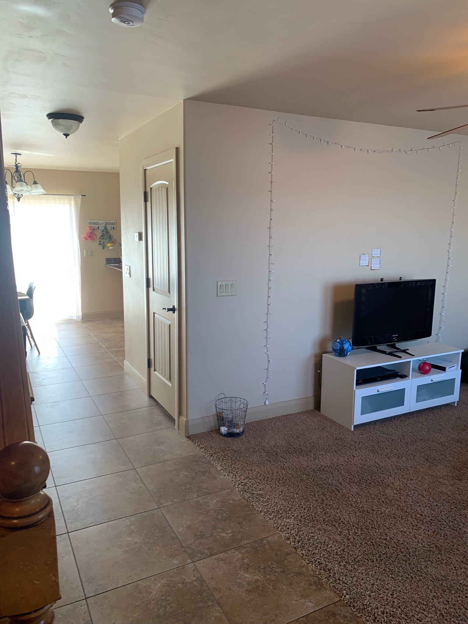 Living Room - 920 25 E St