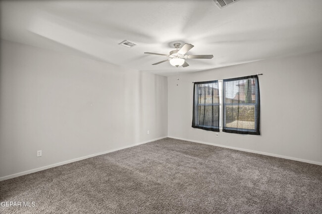 Building Photo - 629 Cedarwood Ave