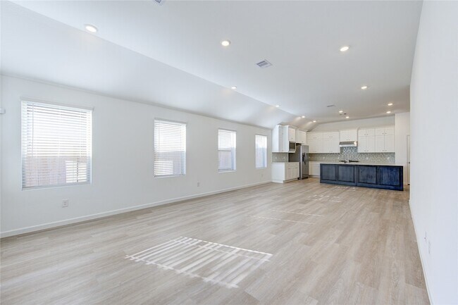 Building Photo - 30347 Tall Fescue Dr