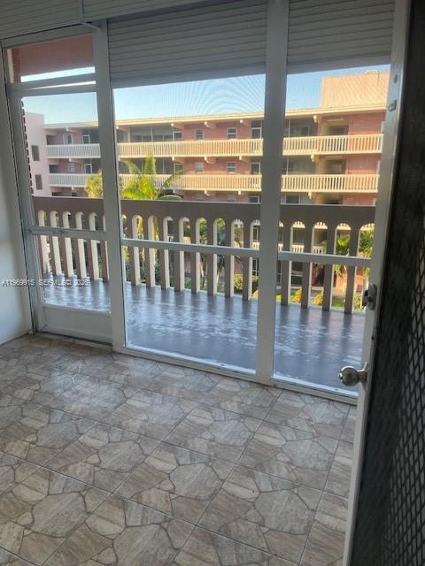 Building Photo - 180 NE 12th Ave