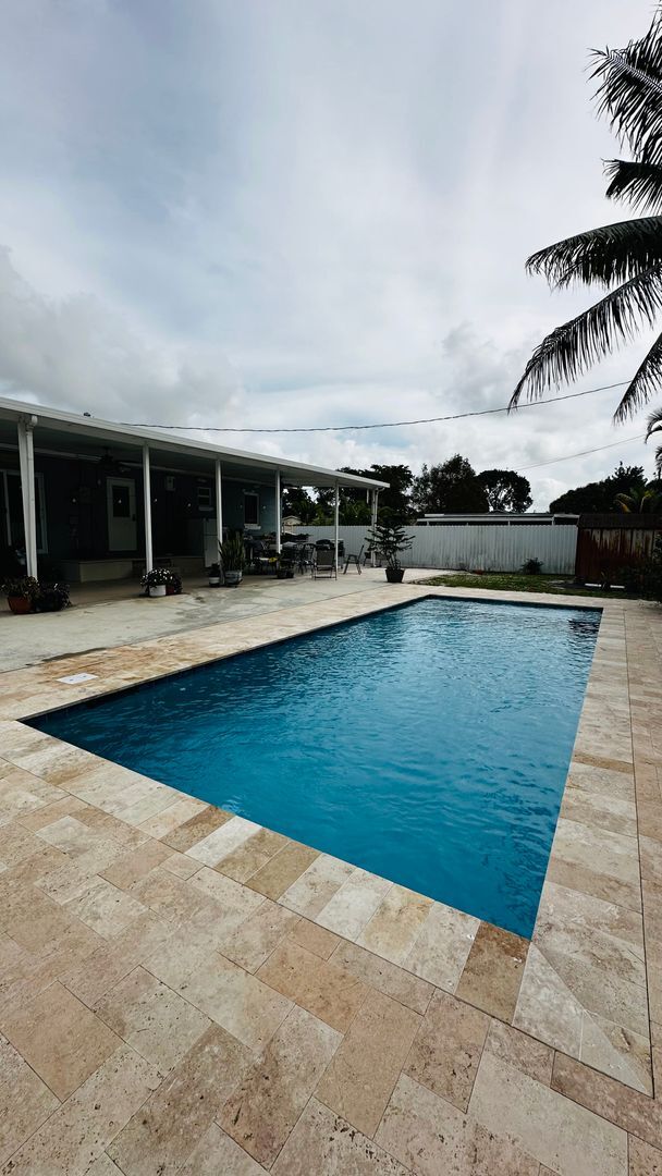 Building Photo - Pool House and an Apartment for the price ...