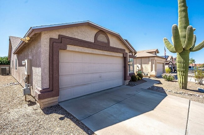 Building Photo - 9116 E Sugar Sumac St