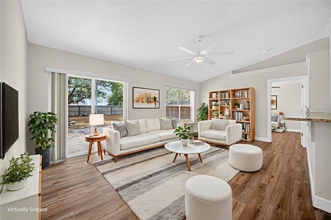 Building Photo - 10748 Siena Dr