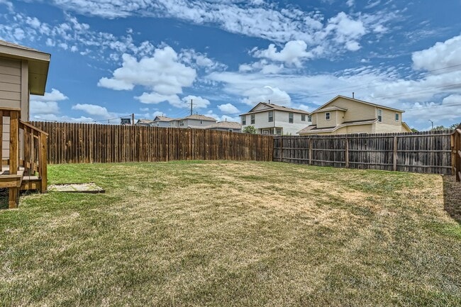 Building Photo - HALF OFF First Month Rent located near Lac...
