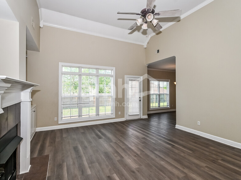 Building Photo - 2901 Keeley Cv