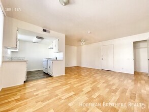 Building Photo - 18524 Calvert St