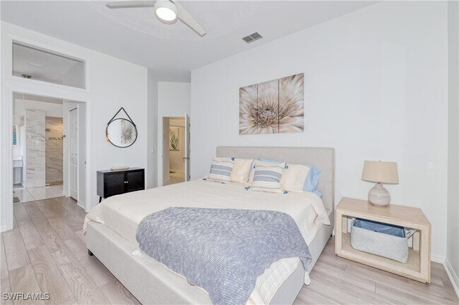 Building Photo - 22589 Island Lakes Dr