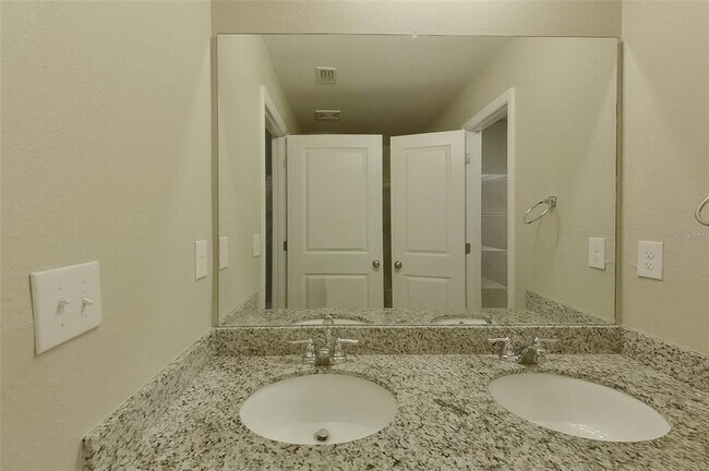 Building Photo - 9131 Aegean Cir