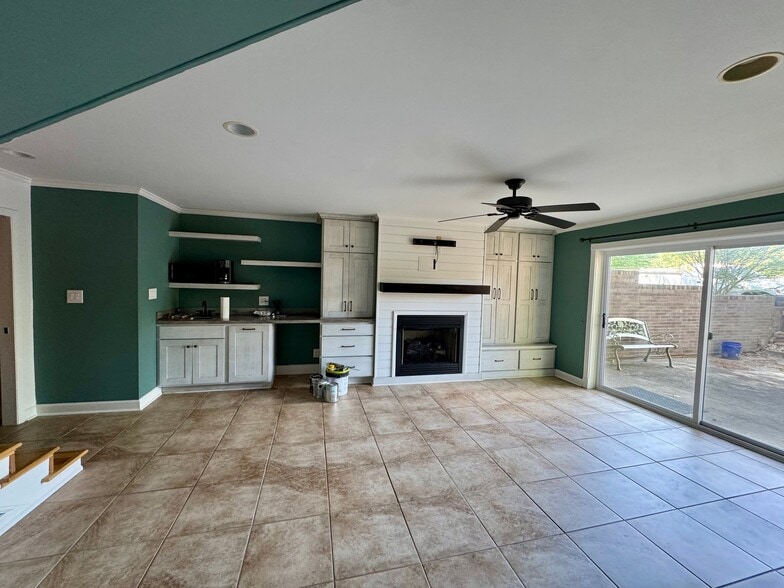 Building Photo - 732 Hillgate Rd