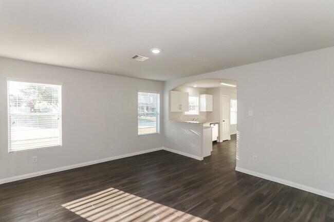 Building Photo - 2519 Montecito Ln