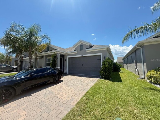 Building Photo - 2074 Brillante Dr