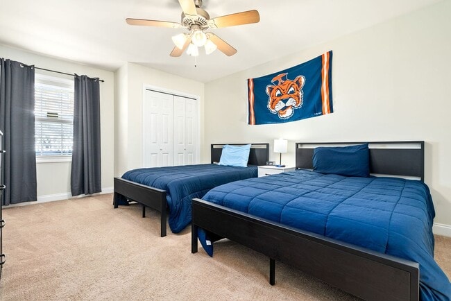 Building Photo - 121 Wright St