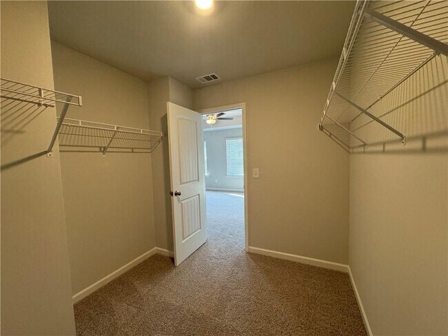 Building Photo - 85 Windover Wy