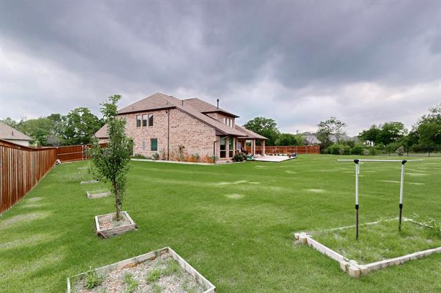 Building Photo - 505 Amistad Cv