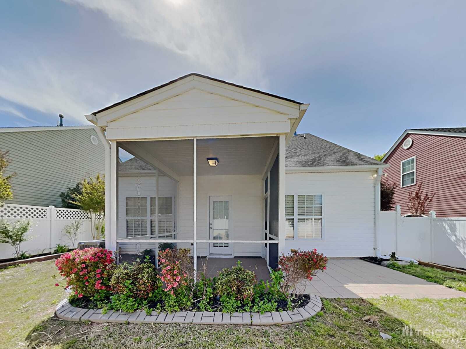 Building Photo - 523 Clairidge Dr
