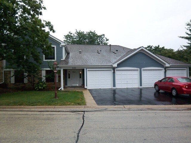 Building Photo - 1546 Williamsburg Dr