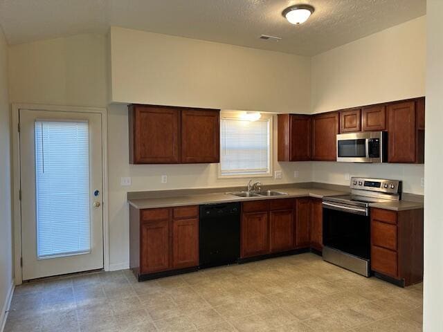 Building Photo - 220 White Oak Trace