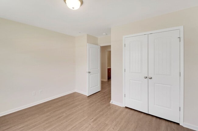 Building Photo - Hartford - Statesboro 3 Bed 2 Bath - Arbor Floor Plan