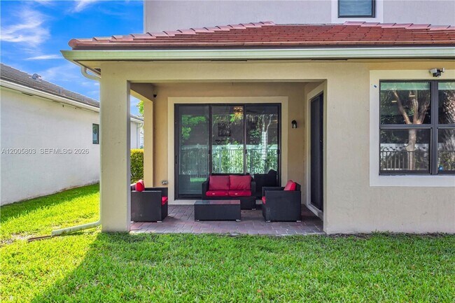 Building Photo - 7314 Estero Dr