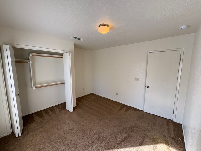 Building Photo - NW Condo coming soon!