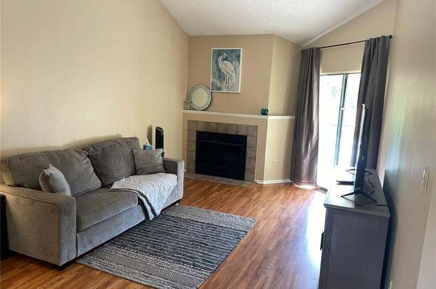 Building Photo - 8756 Mallard Reserve Dr