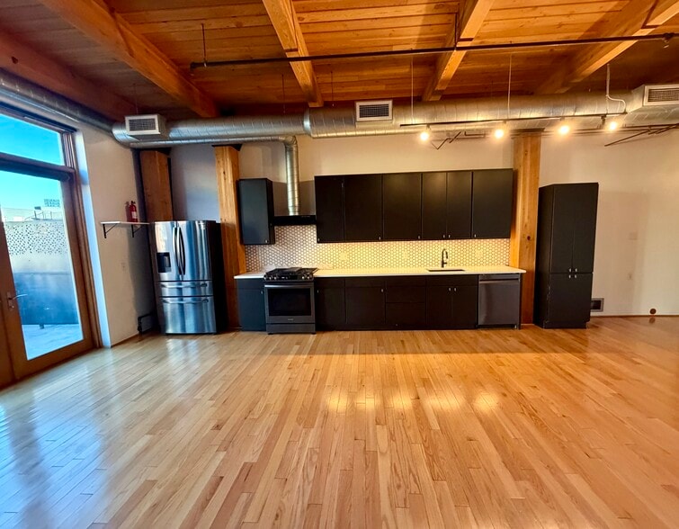 Building Photo - 2955 Inca St