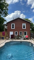 Building Photo - 110 W Poplar St