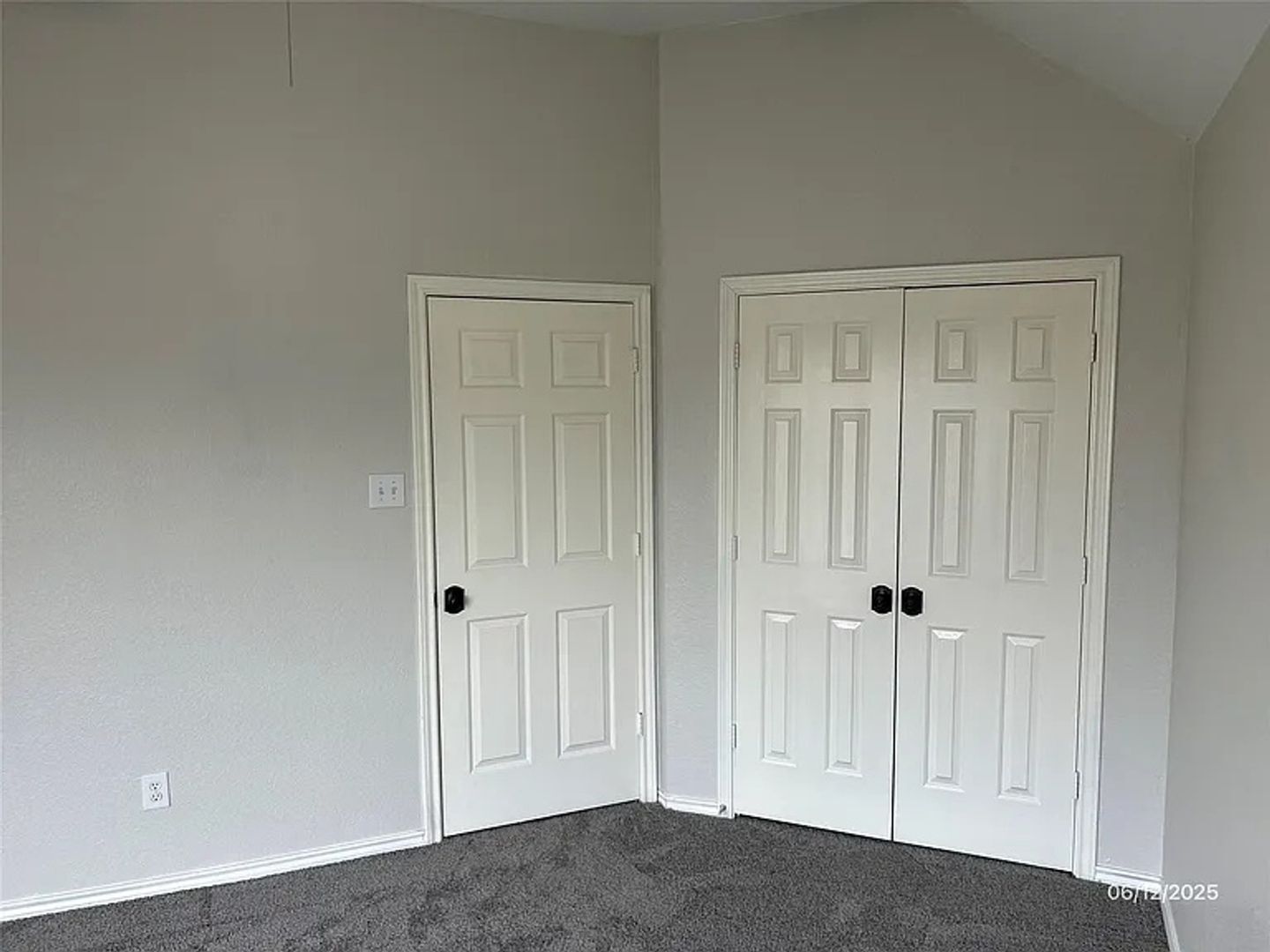 Building Photo - 5200 St Croix Ln