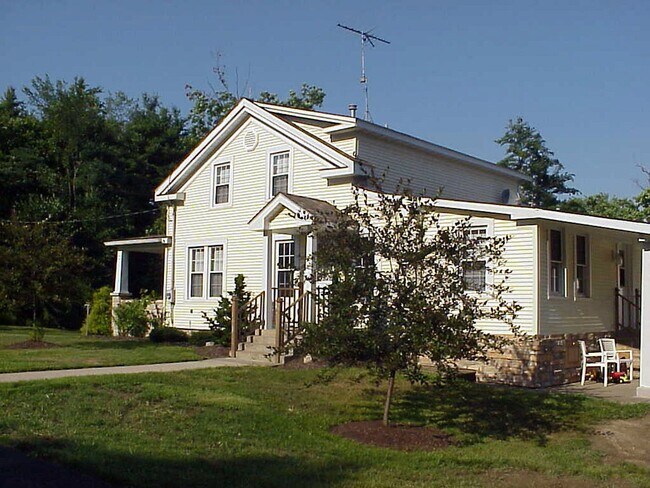 Building Photo - 7108 Wakefield Rd