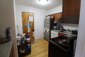 Building Photo - 100 Ellery St