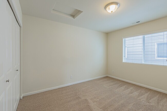 Building Photo - 1124 27th St NW