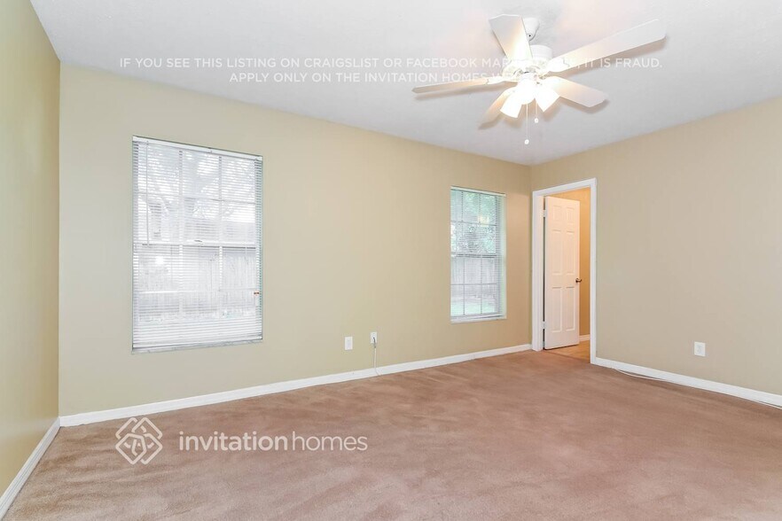 Building Photo - 5208 Cumberland Dr