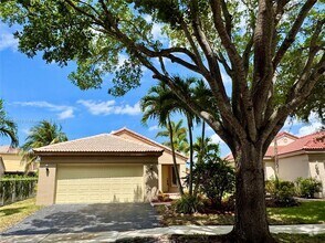 Building Photo - 4481 Dogwood Cir