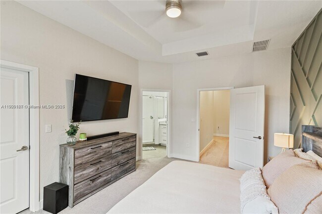 Building Photo - 23296 SW 110th Ct