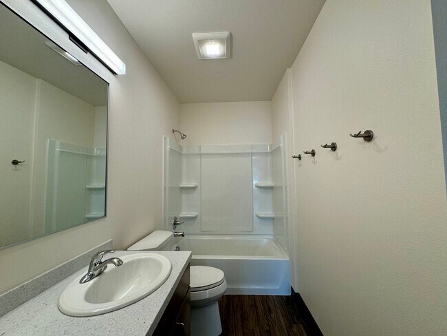 Building Photo - 1285 Chugach Way