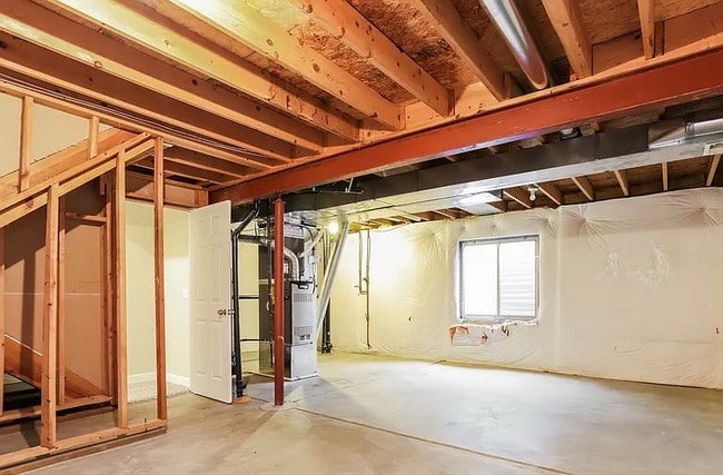 Building Photo - 12802 E Wyoming Cir