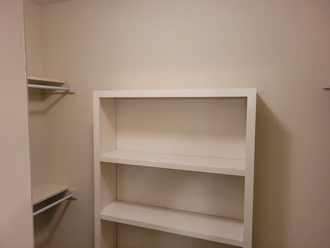 Building Photo - 378 Acadia Lp